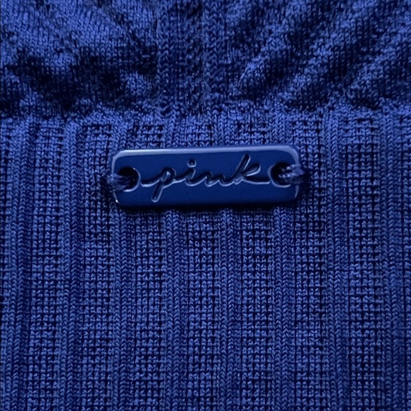 PINK Victoria's Secret Sports Bra - Picture 5 of 8